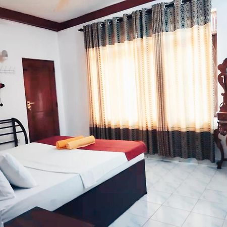קנדי Chandi Mahal Homestay מראה חיצוני תמונה