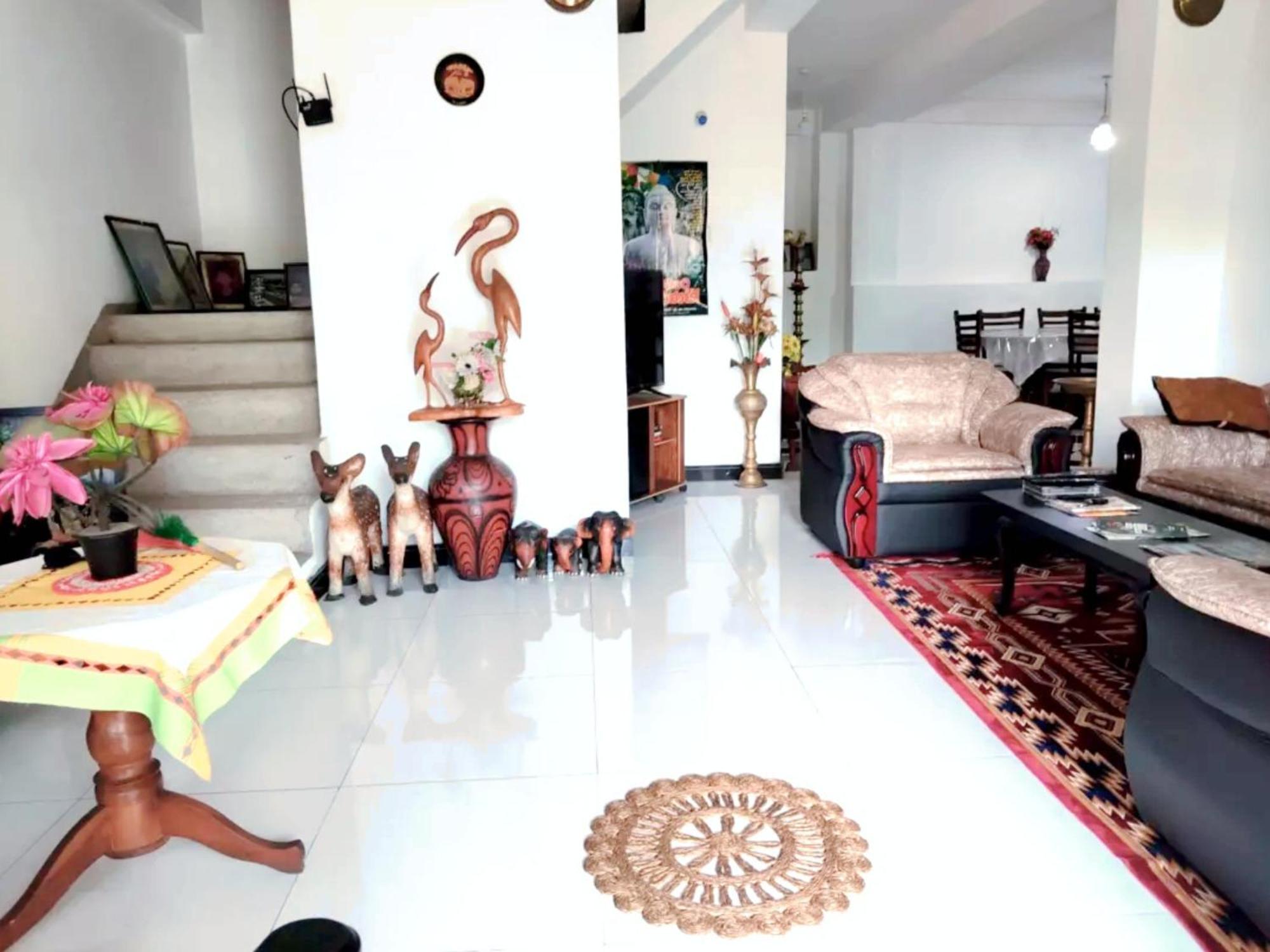 קנדי Chandi Mahal Homestay מראה חיצוני תמונה